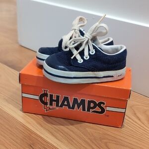 Champs Vintage baby shoes in navy (Size 4)
